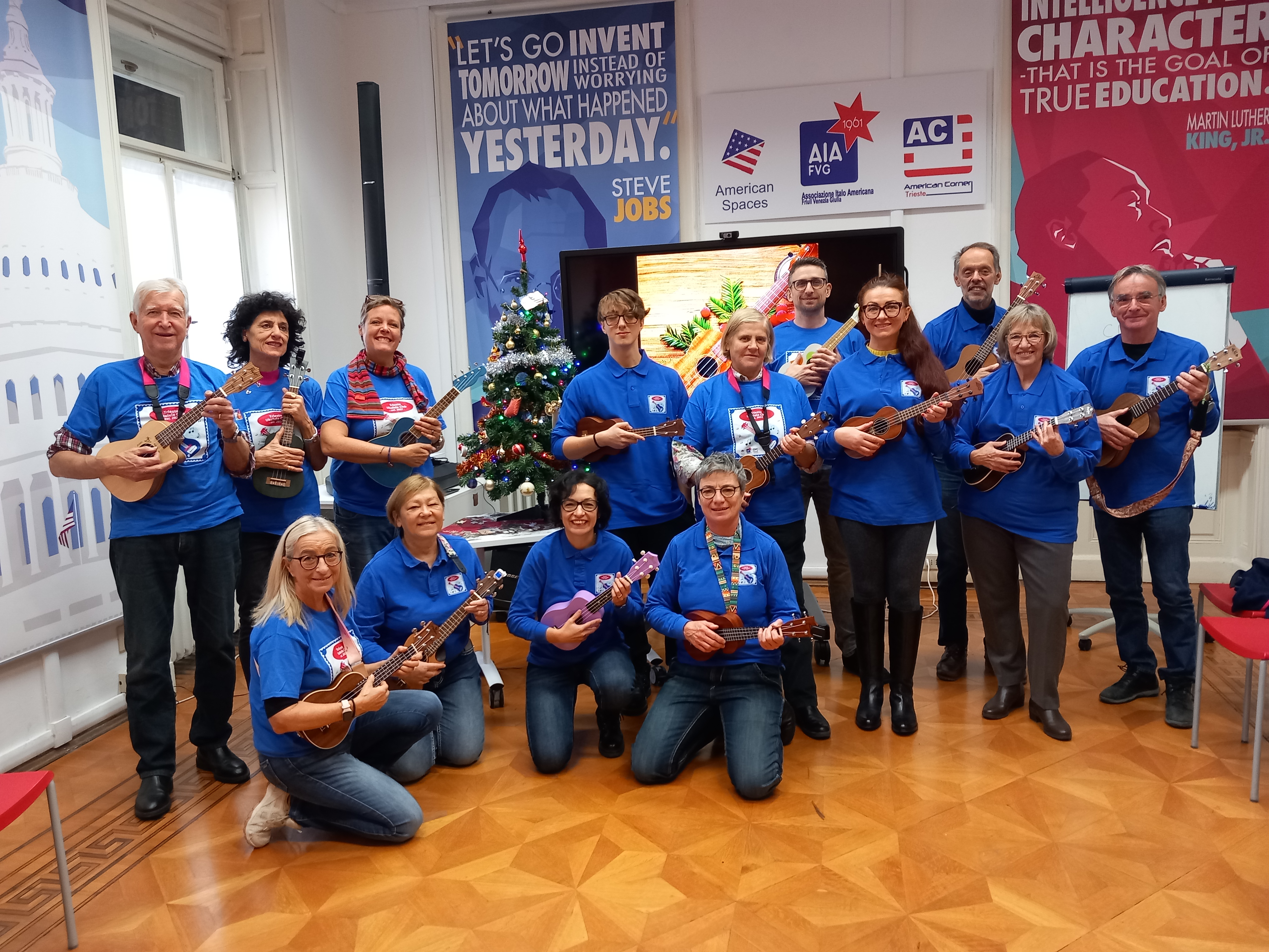 Trieste Ukulele Club presso American Corner Trieste Maker Picture